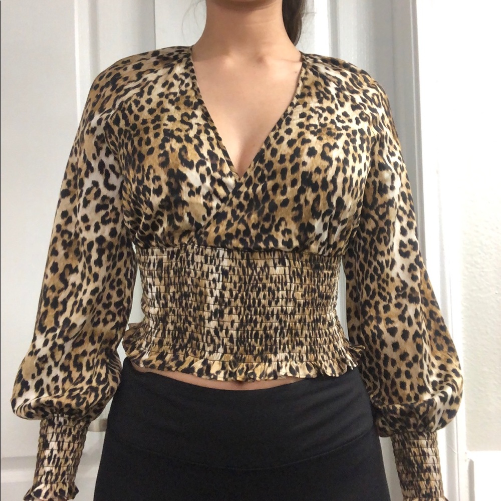 Leopard print top